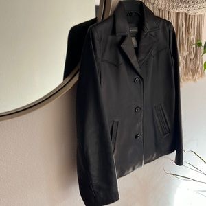 Banana Republic soft leather jacket, black small size. Y2K fashion.